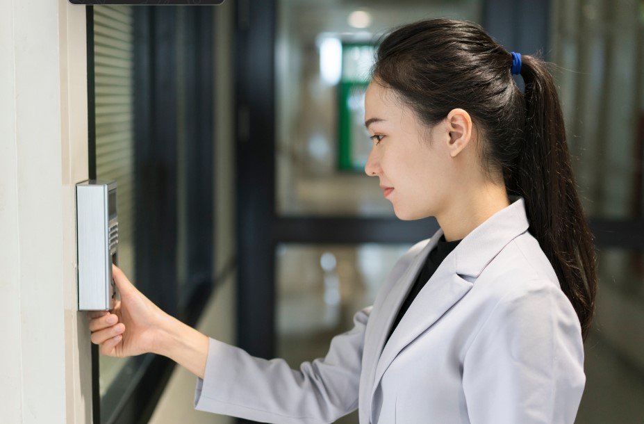 Why Identity and Access Management Tools Are Essential for Business Security