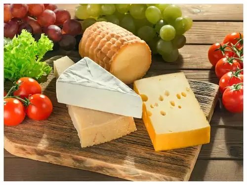 Unraveling the Craftsmanship Behind Artisan Cheese: The Making Process and Unique Flavors